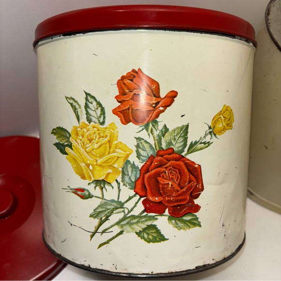 General Steel Wares GSW 1952 set of nesting canisters with roses design - Picture 8 of 10